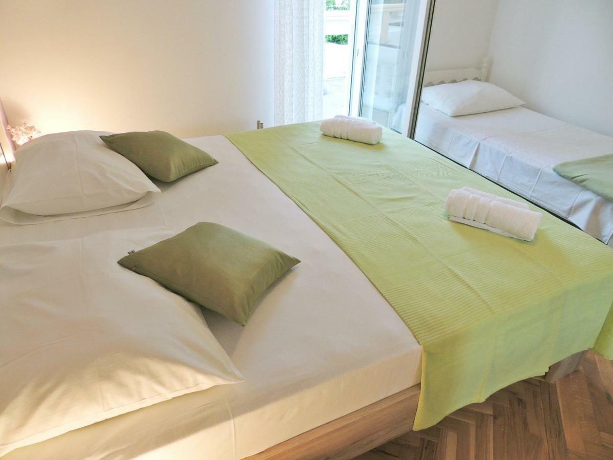 Apartments Jelena Pag Town Extérieur photo