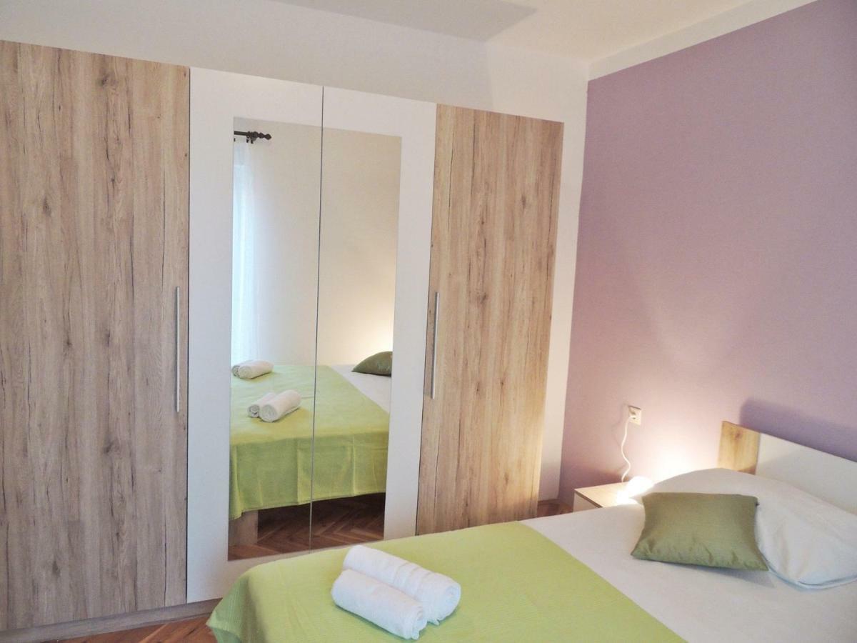 Apartments Jelena Pag Town Extérieur photo